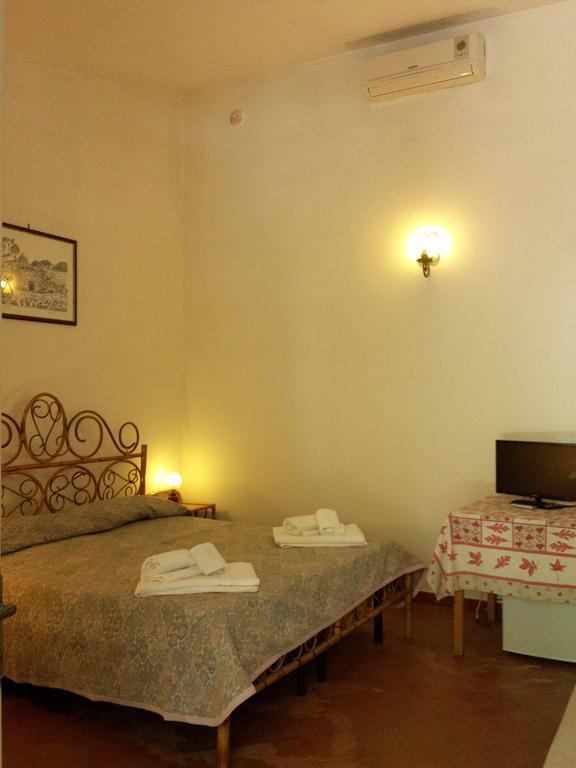 Agriturismo Vignavecchia Vignacastrisi Bagian luar foto